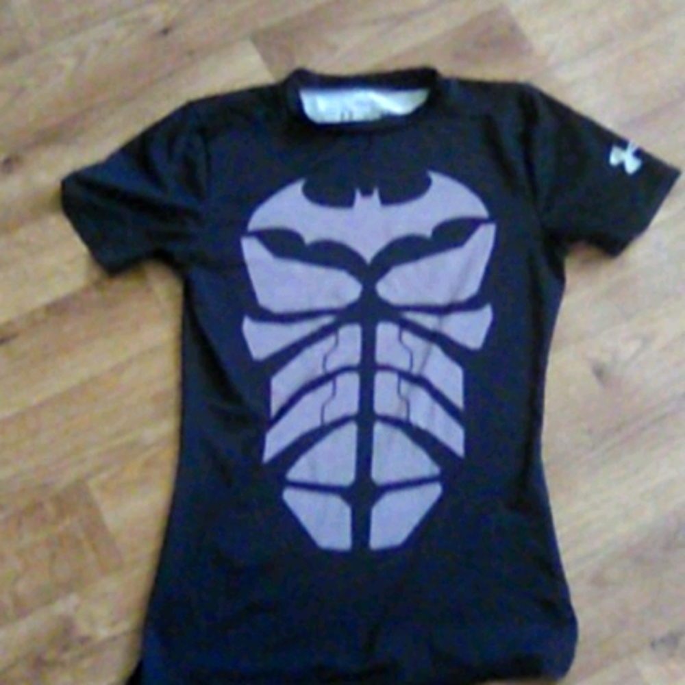 Batman Under Armour t-shirt